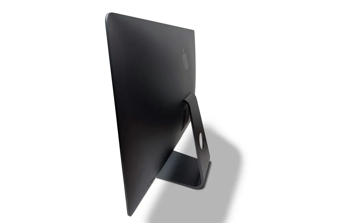 Apple iMac Pro 27" 3.0GHz 10-Core + free wacom - Image 2
