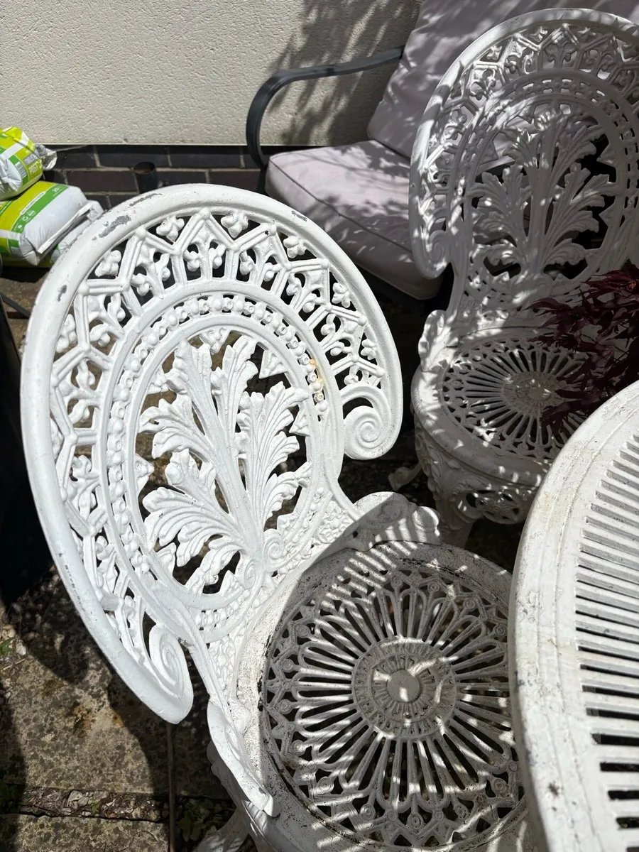 Vintage Cast Iron/Aluminium Garden Dining Set - Image 4