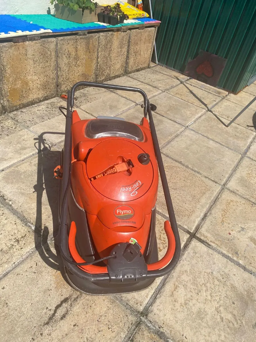 Lawnmower - Electric - Image 2