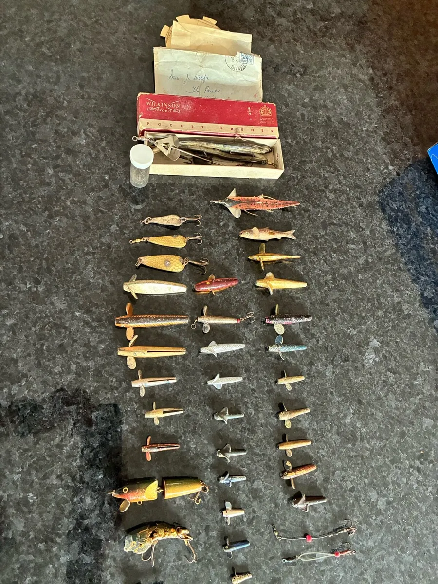 Fishing lures - Image 1