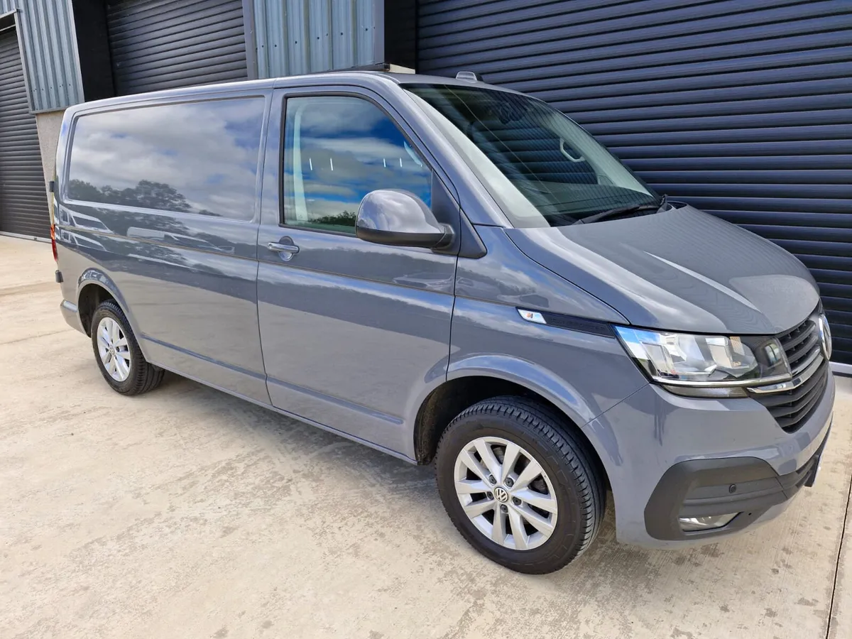 Volkswagen Transporter 2021 - Image 1