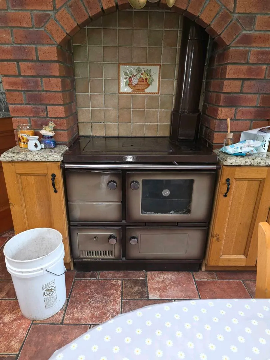 Stanley superstar solid fuel range