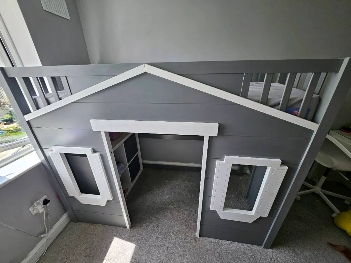 Playhouse bed - Image 2