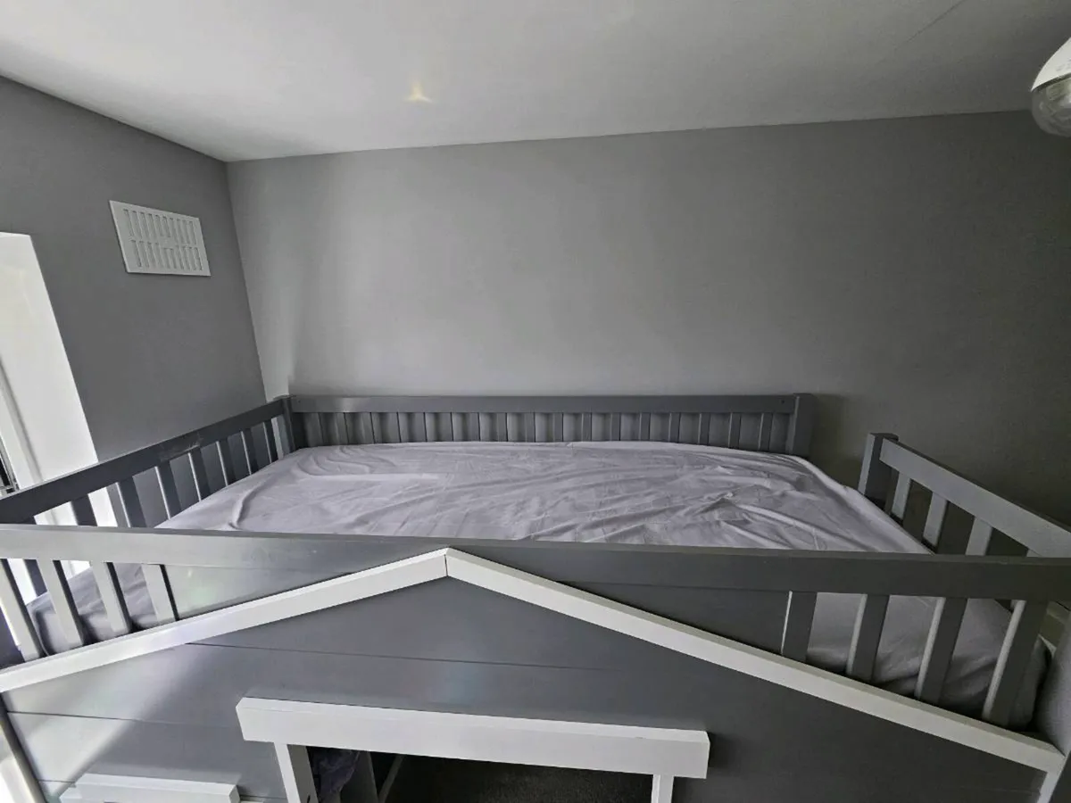 Playhouse bed - Image 3