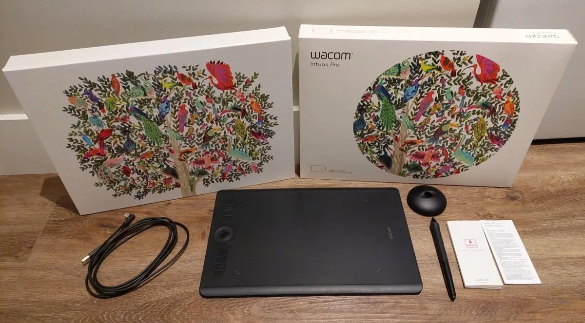 Wacom Intuos Pro Medium - Image 1