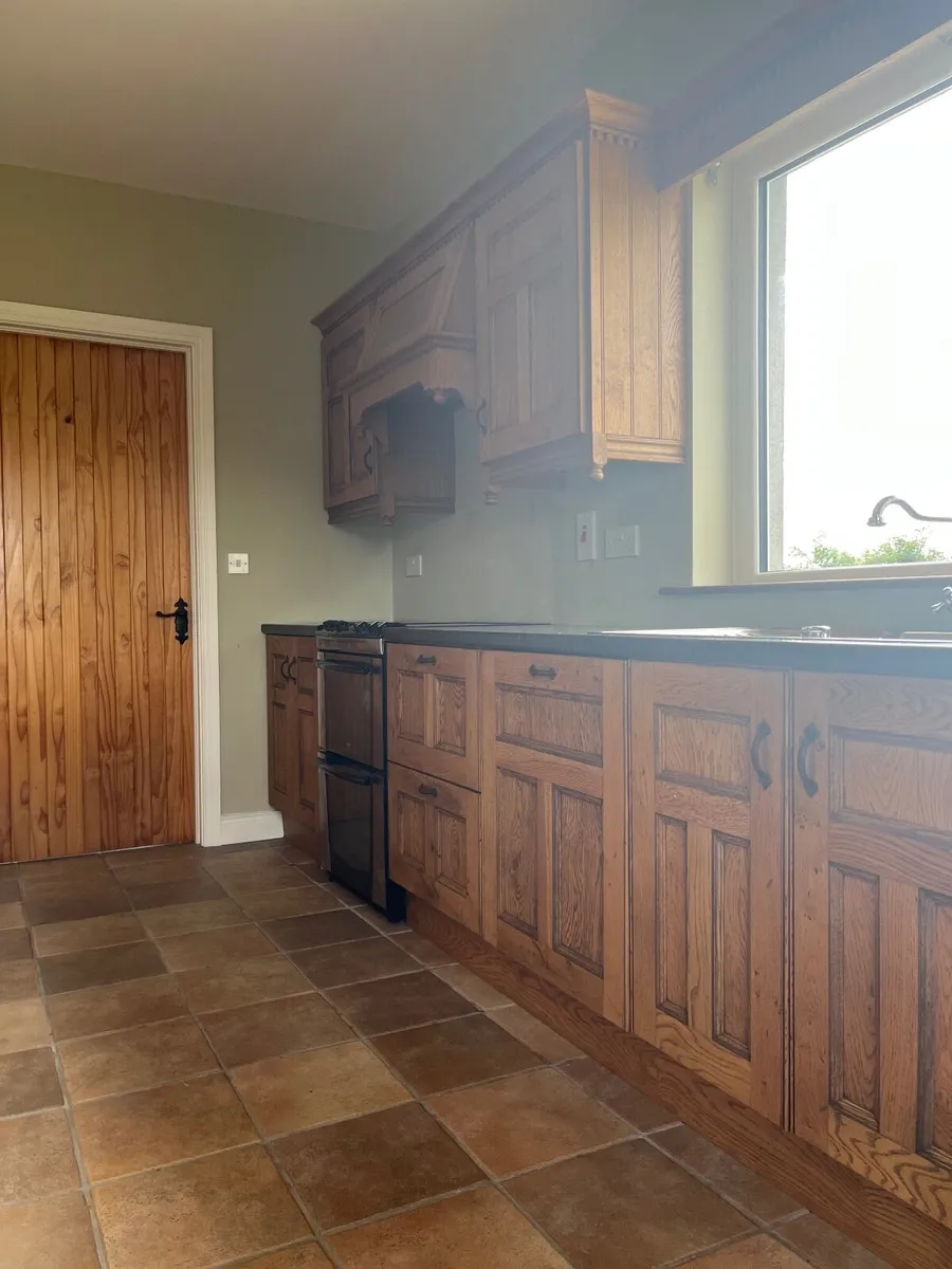 Kitchen - Image 4