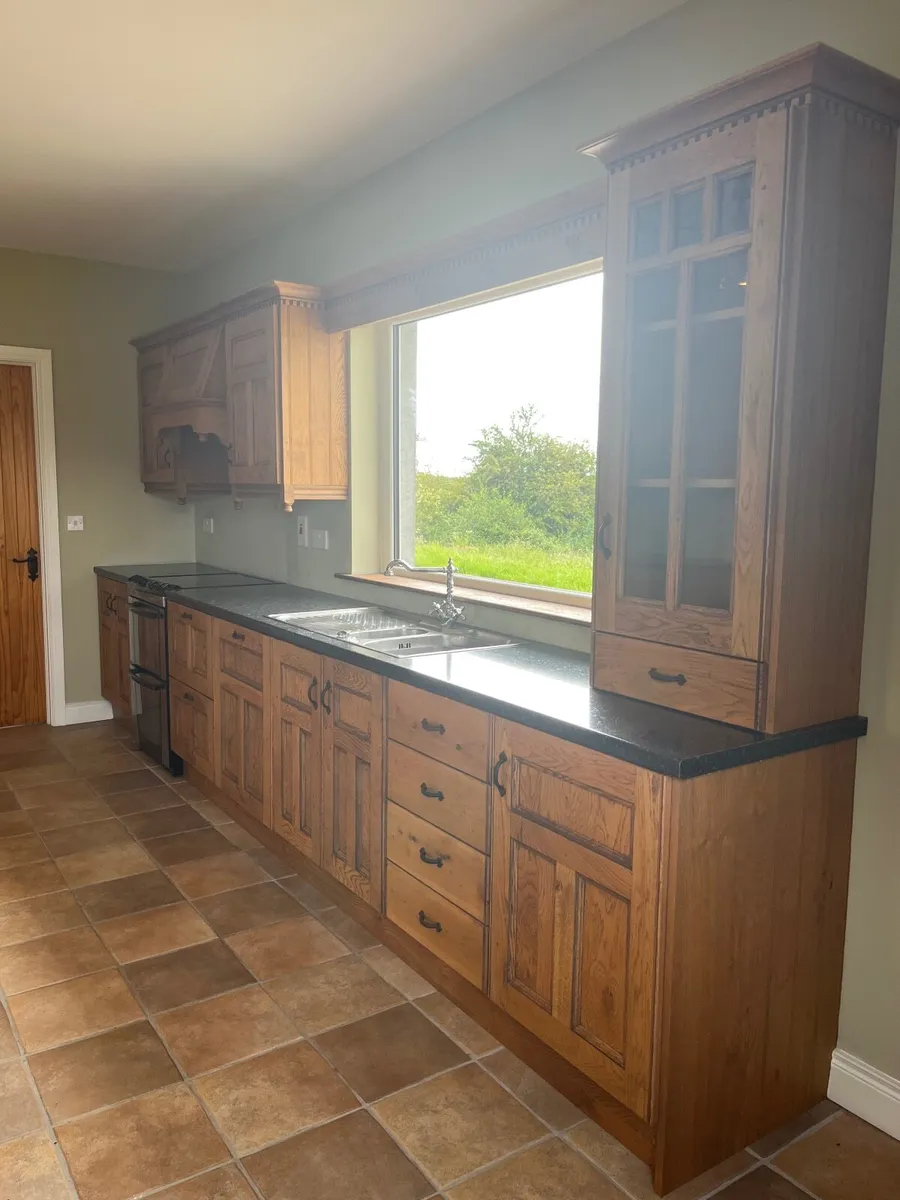 Kitchen - Image 3