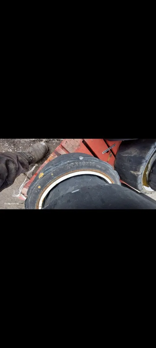 Solid  forklift  wheels - Image 2