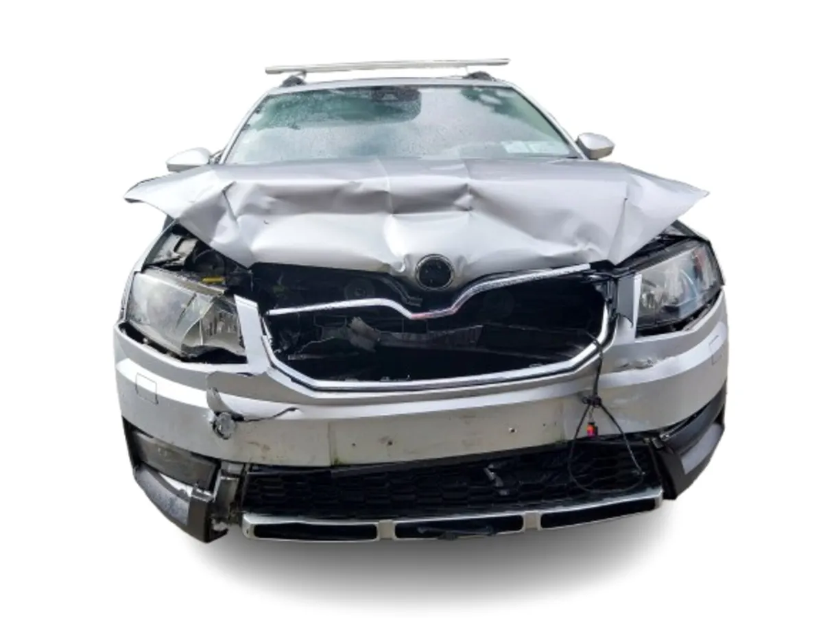 2016 SKODA OCTAVIA SKOUT 4X4 For Breaking/Dismantl - Image 2