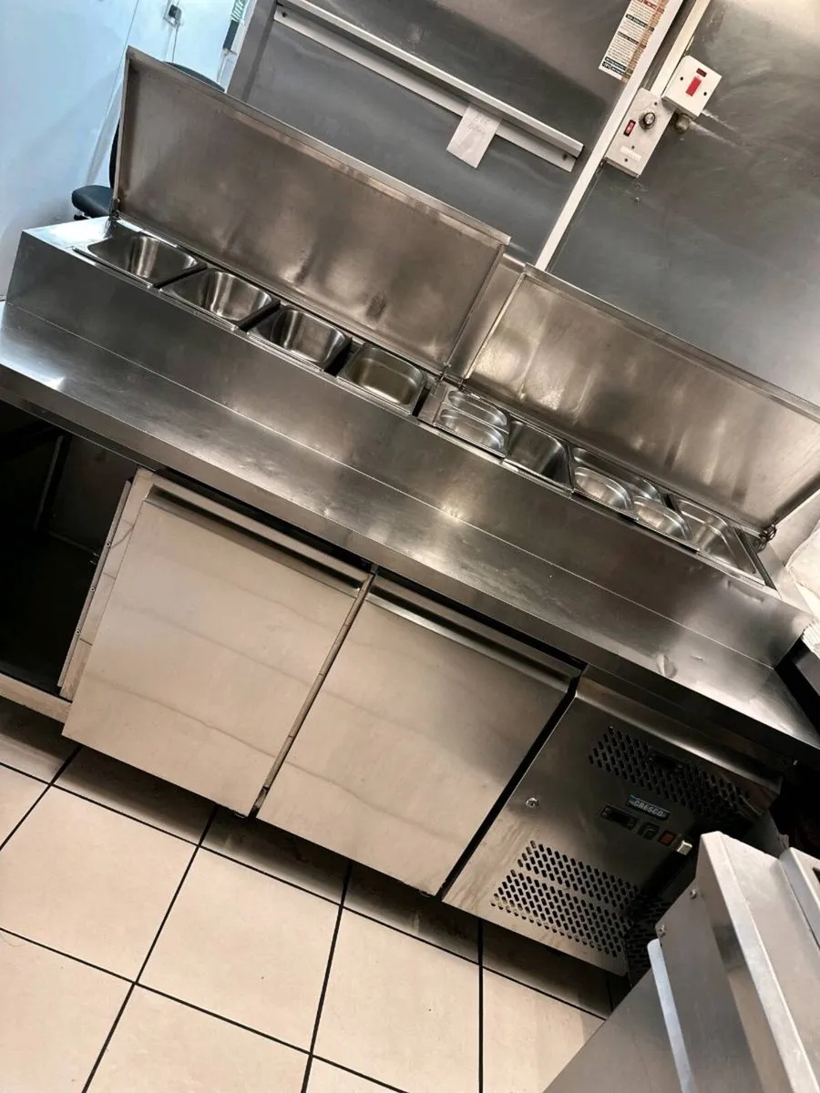 Commercial Stainless Steel 3 Door Prep Fridge - Image 4