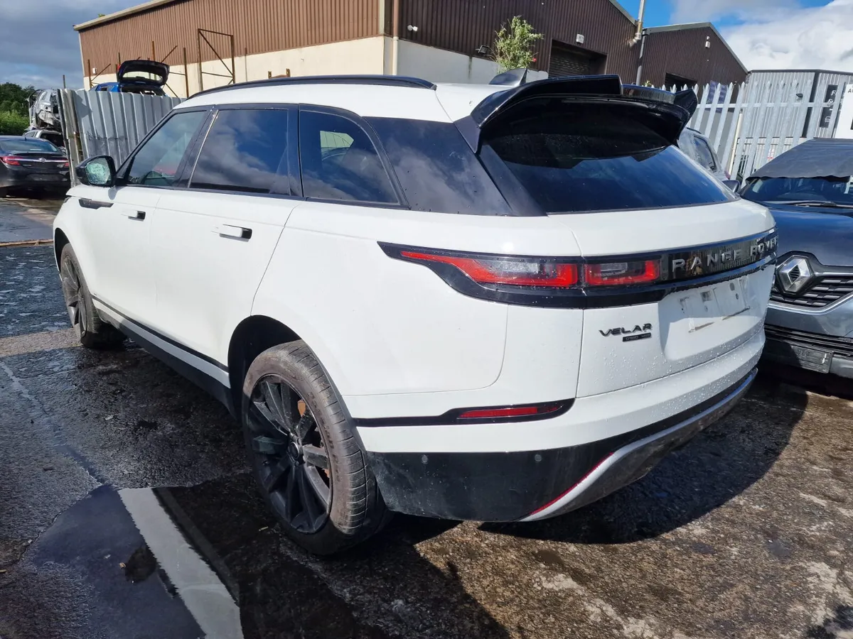 18 LAND ROVER RANGE ROVER VELAR  2.0D FOR BREAKING - Image 4