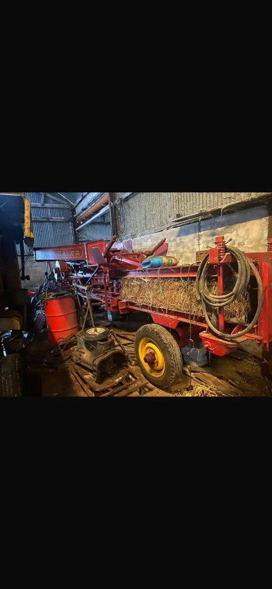 Jones Stationary Baler