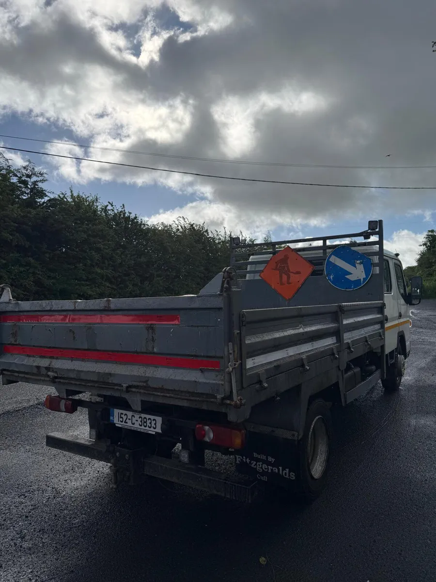 2015 Mitsubishi Fuso Tipper (CVRT 11/26) - Image 3