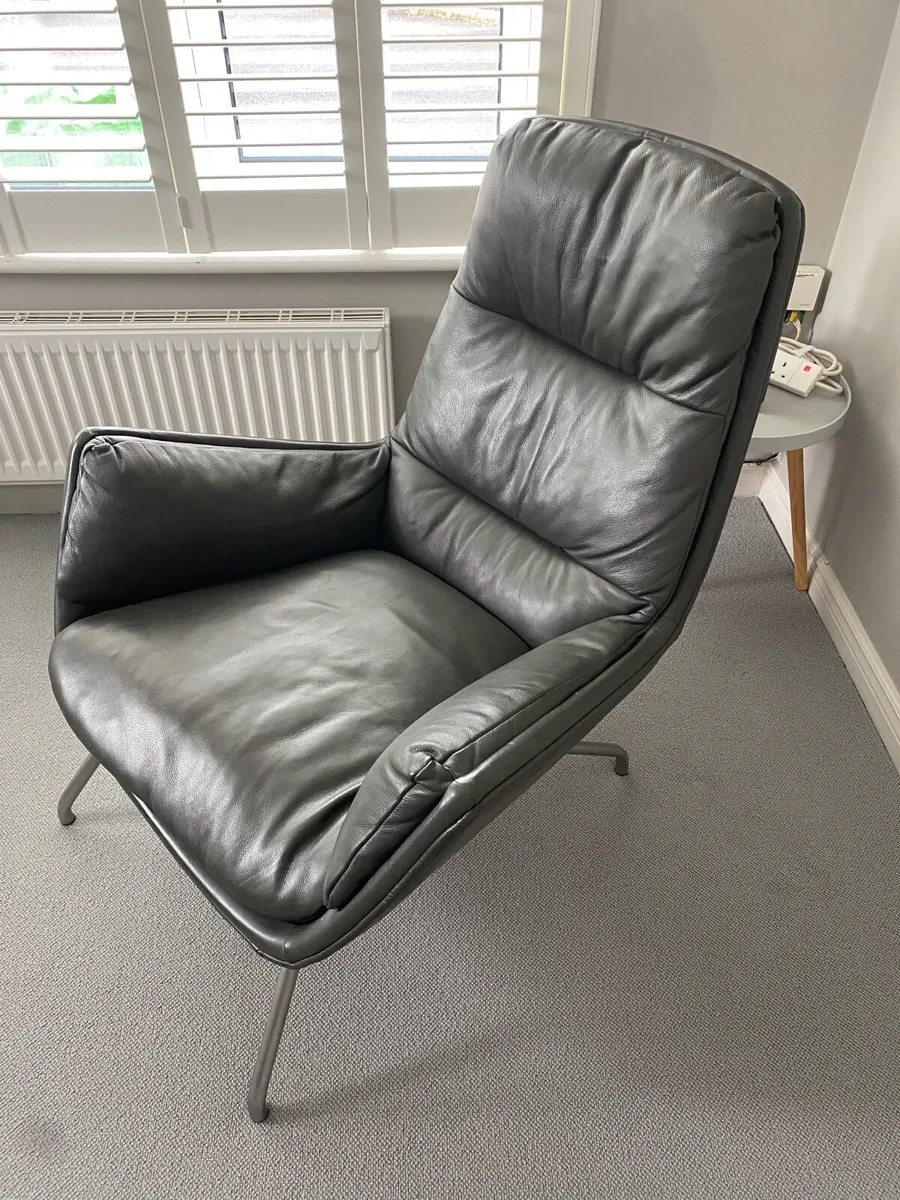Armchair - Image 3