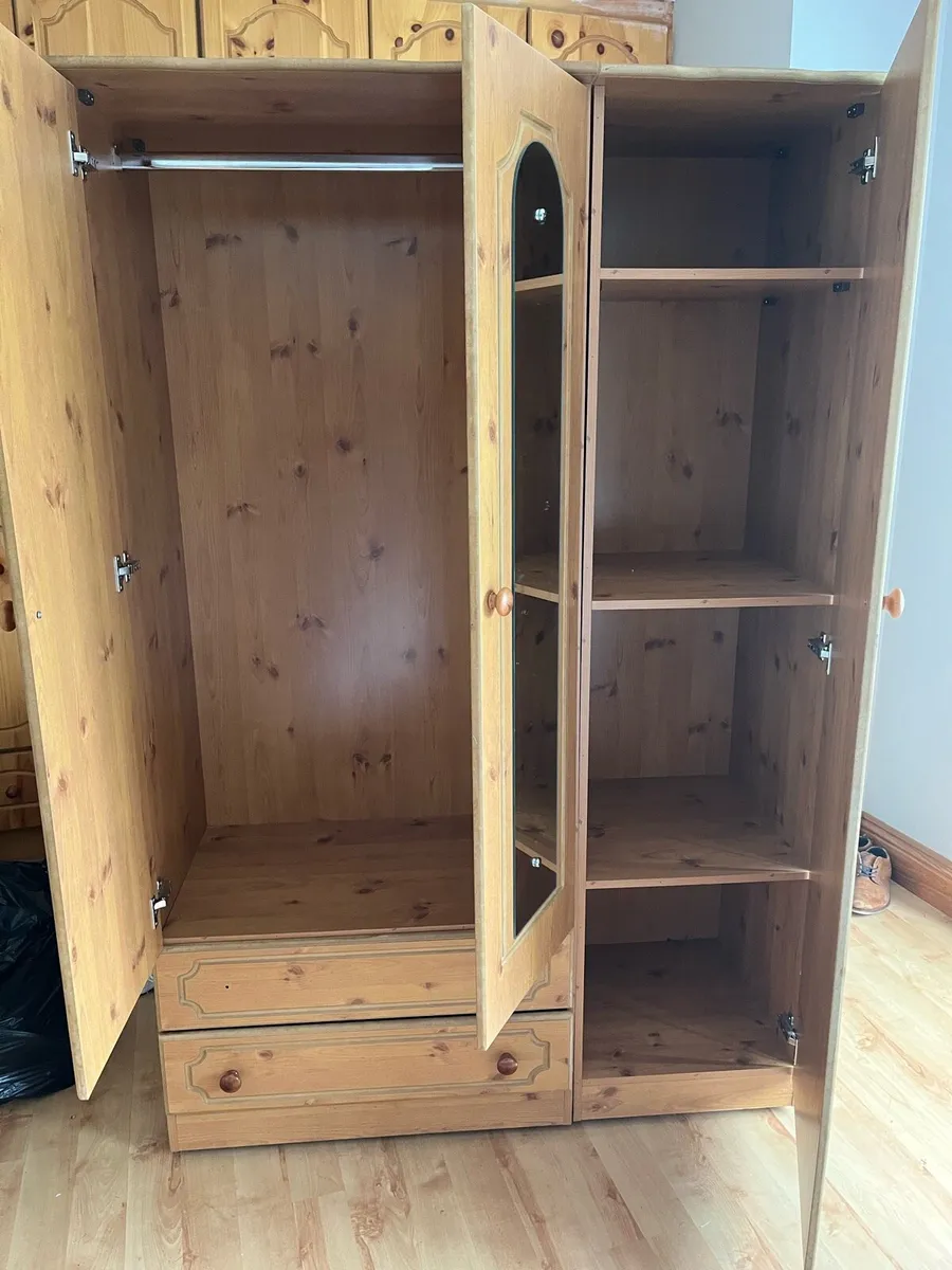 Wardrobes - Image 3