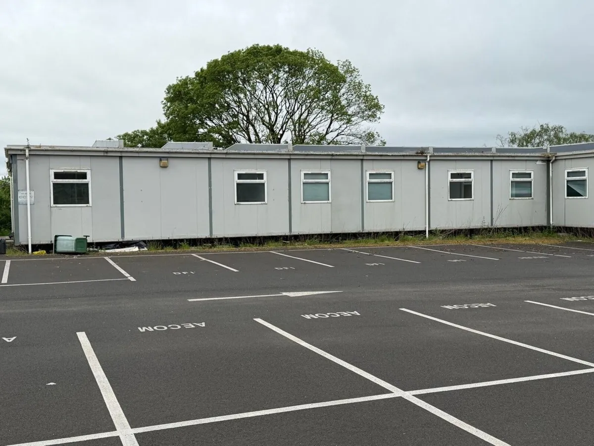 APPROX 5200sq ft 14 SECTION MODULAR BUILDING - Image 2