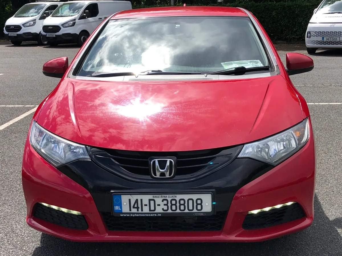 Honda Civic 1.6 I-DTEC SPORT TRIM, LIGHT DAMAGE - Image 2