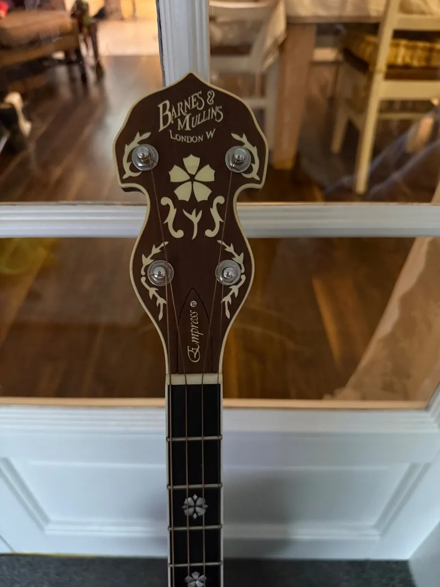 Barnes & Mullins Tenor Banjo - Image 4