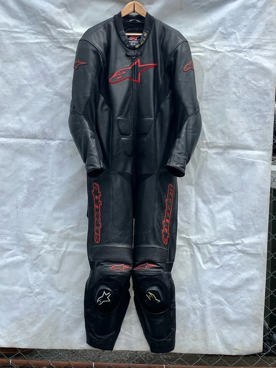 Alpinestars Mens One Piece Leather Motorcycle Suit - Image 1