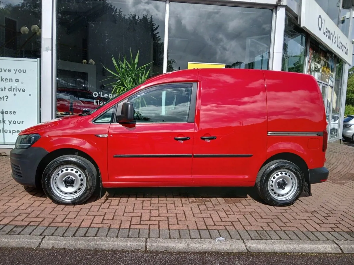 Volkswagen Caddy Van 2.0 TDi, Red, 1 Owner. - Image 4