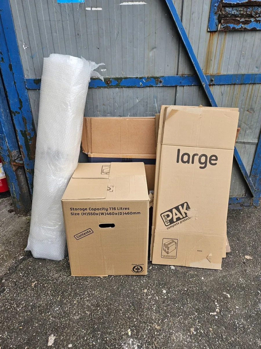 Home Moving Kit - Cardboard Boxes and Bubble Wrap - Image 1