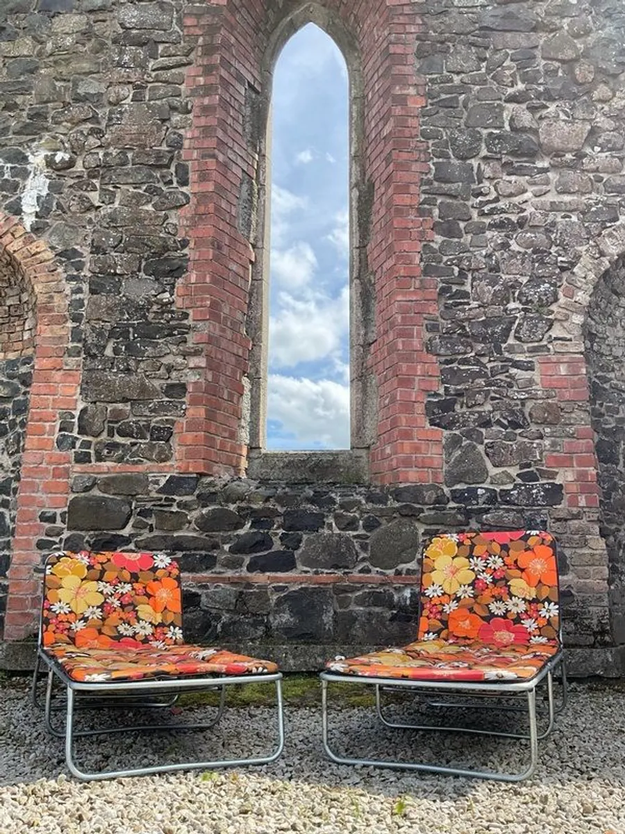 garden loungers bed / chairs 1970s original - Image 1