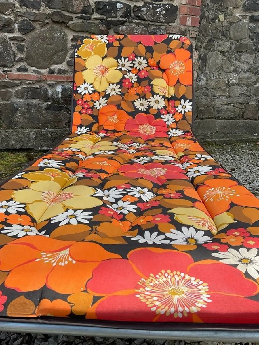 garden loungers bed / chairs 1970s original - Image 2