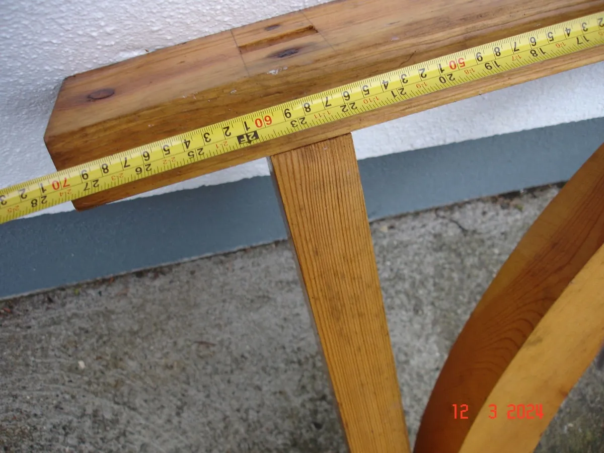 Curved Brace Gallows Bracket - Image 2