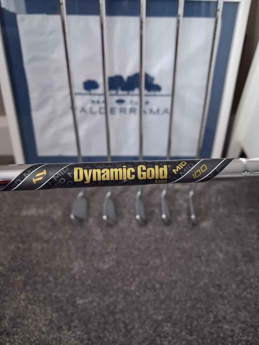 Mizuno 245s brand new - Image 2