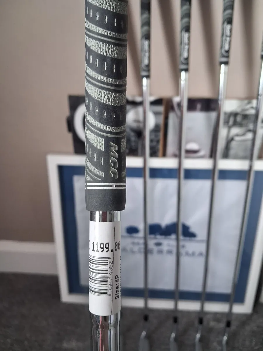 Mizuno 245s brand new - Image 4