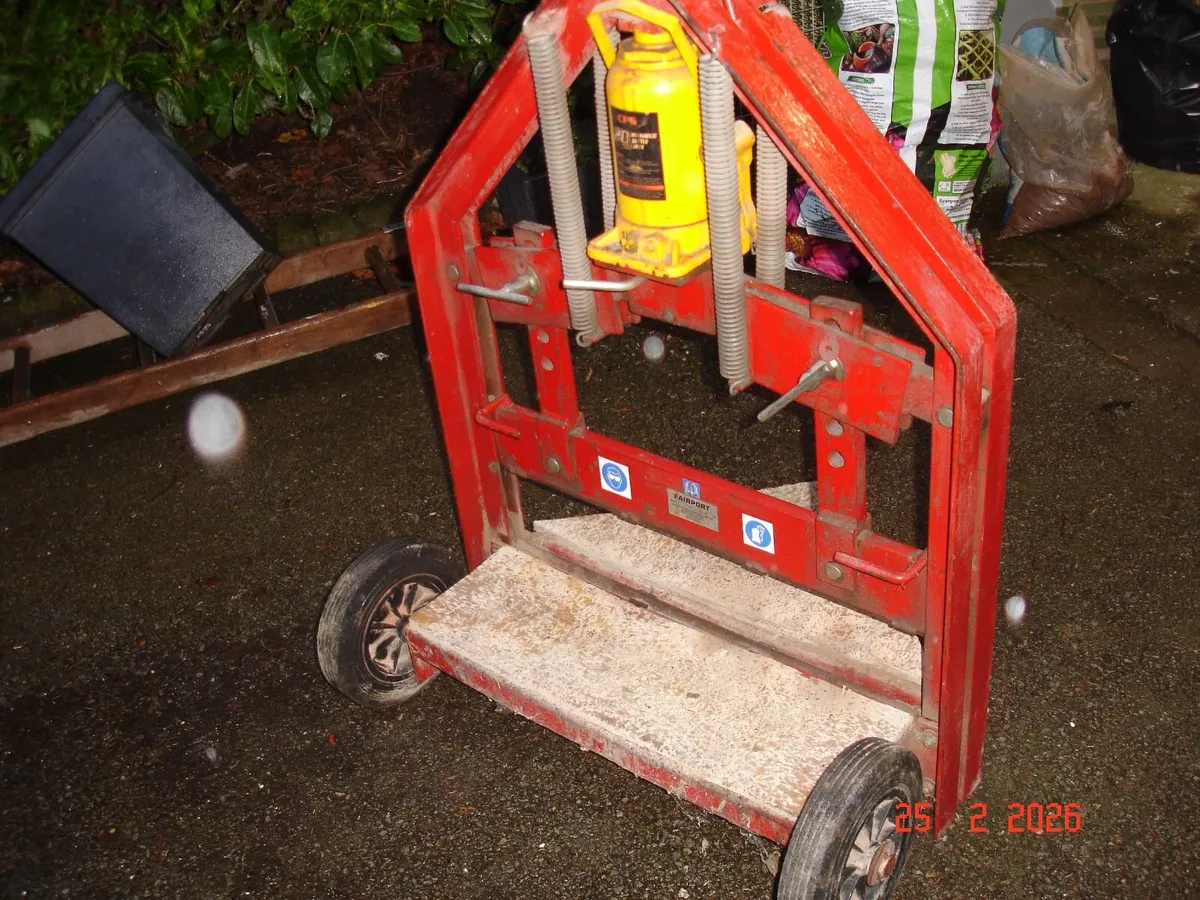 Slab Cutter   Hydraulic - Image 1