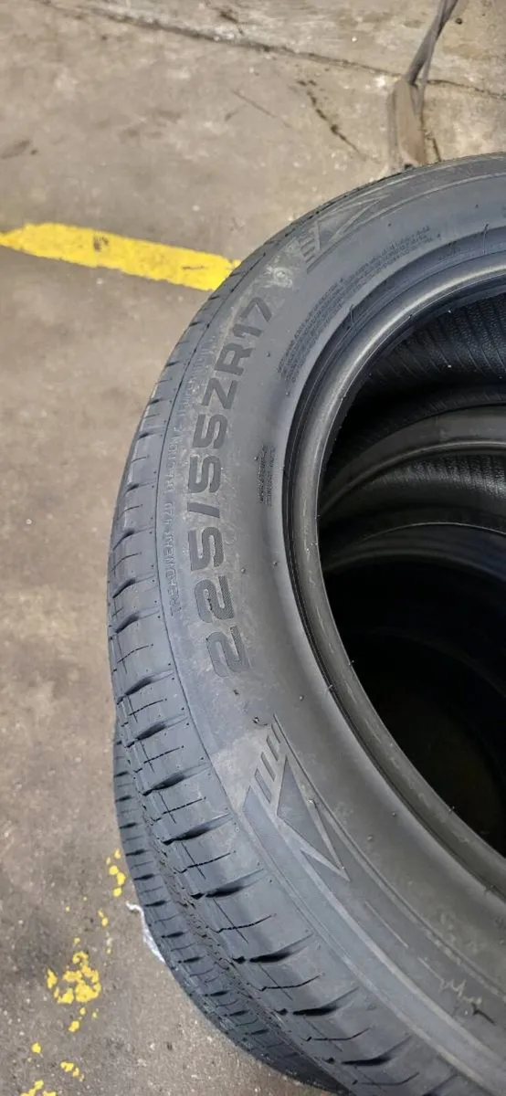 Tyres 225/55 R17 - Image 1