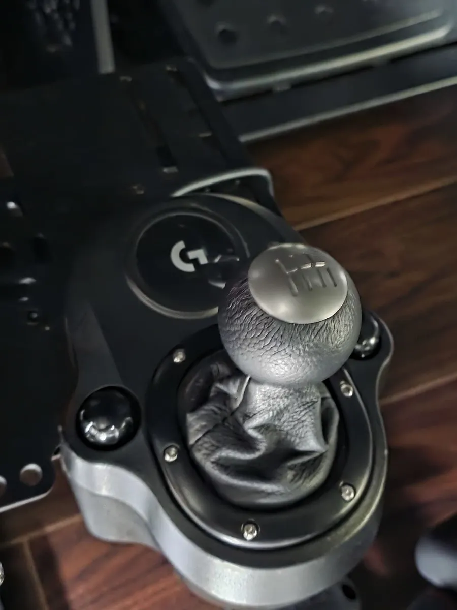 Logitech G923 PC/Xbox TRUEFORCE - Image 3