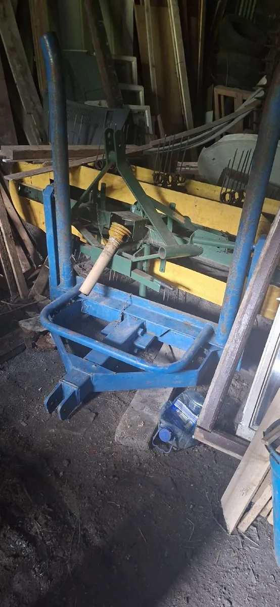 Zetor Rotary Mower, Hay Shaker, Round Bale Lifter - Image 3