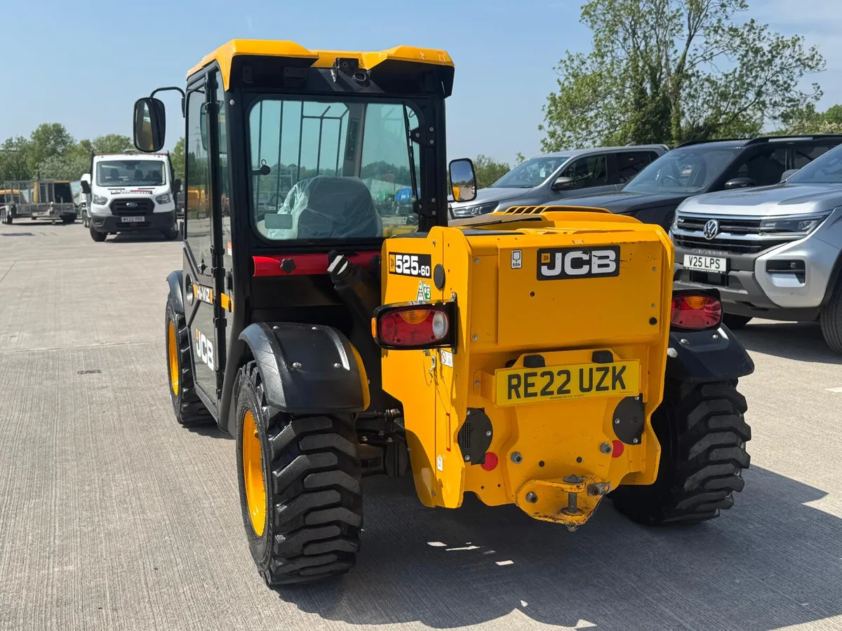 2022 JCB 525-60 T5 - Image 4