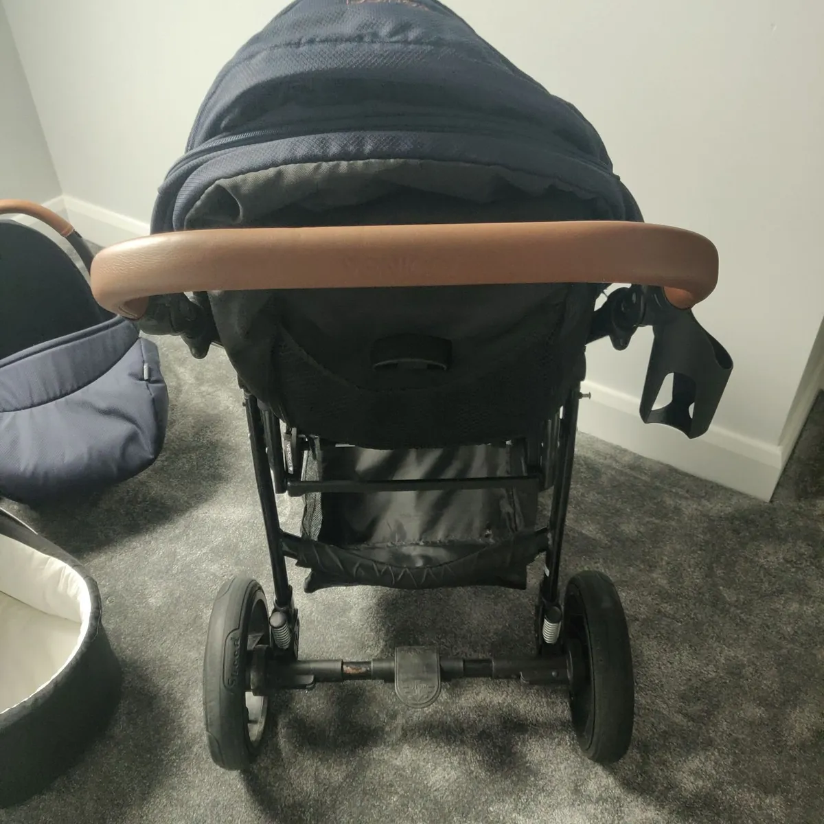 Venicci travel system - Image 2