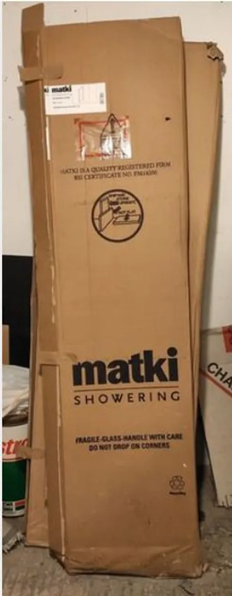 Matki Illusion recess shower door IR900 R/H - Image 3