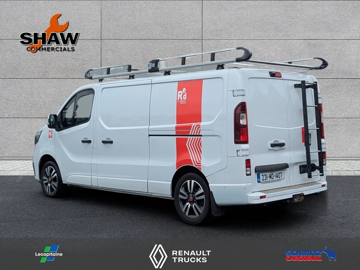 231 Renault Trafic Exclusive Manual - Image 4