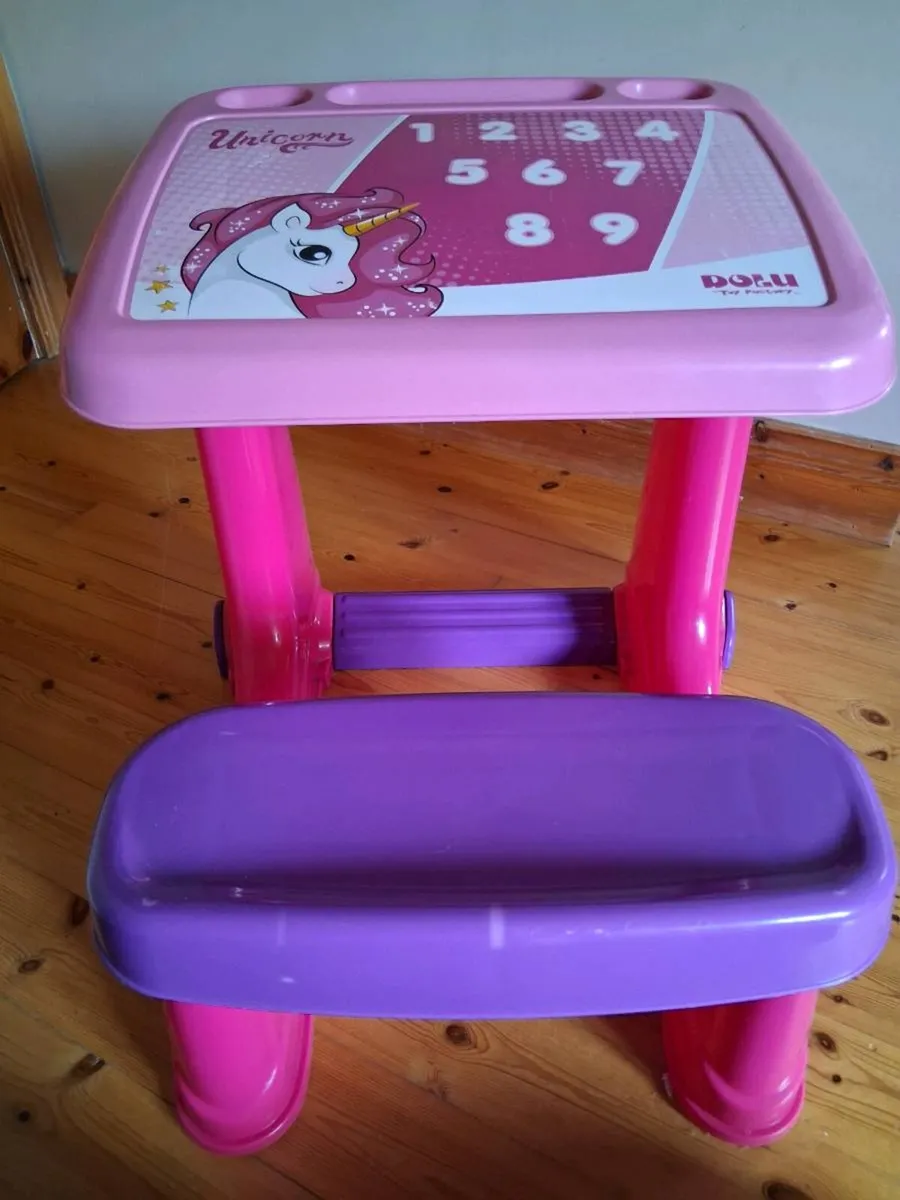 Kids writting desk - Image 2