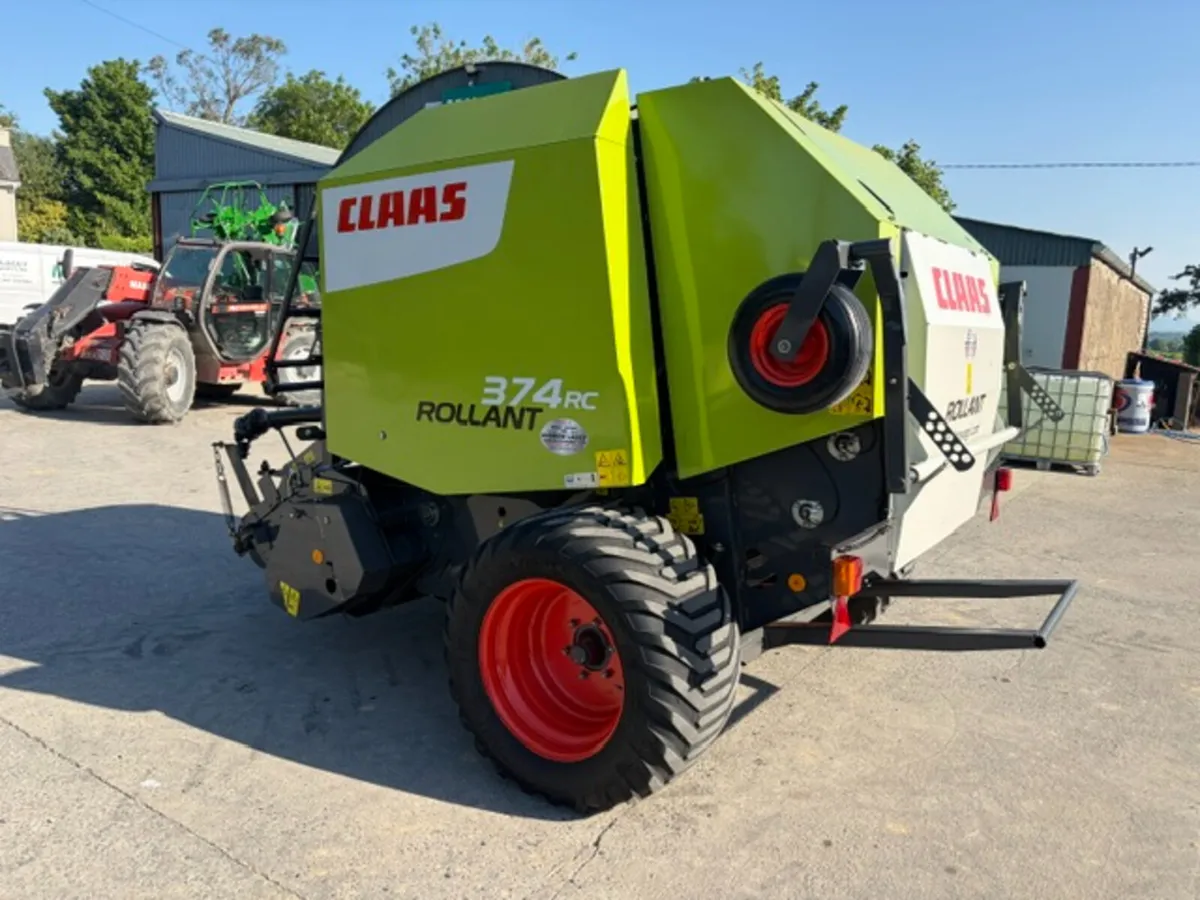Claas 374 --RC--Baler - Image 3