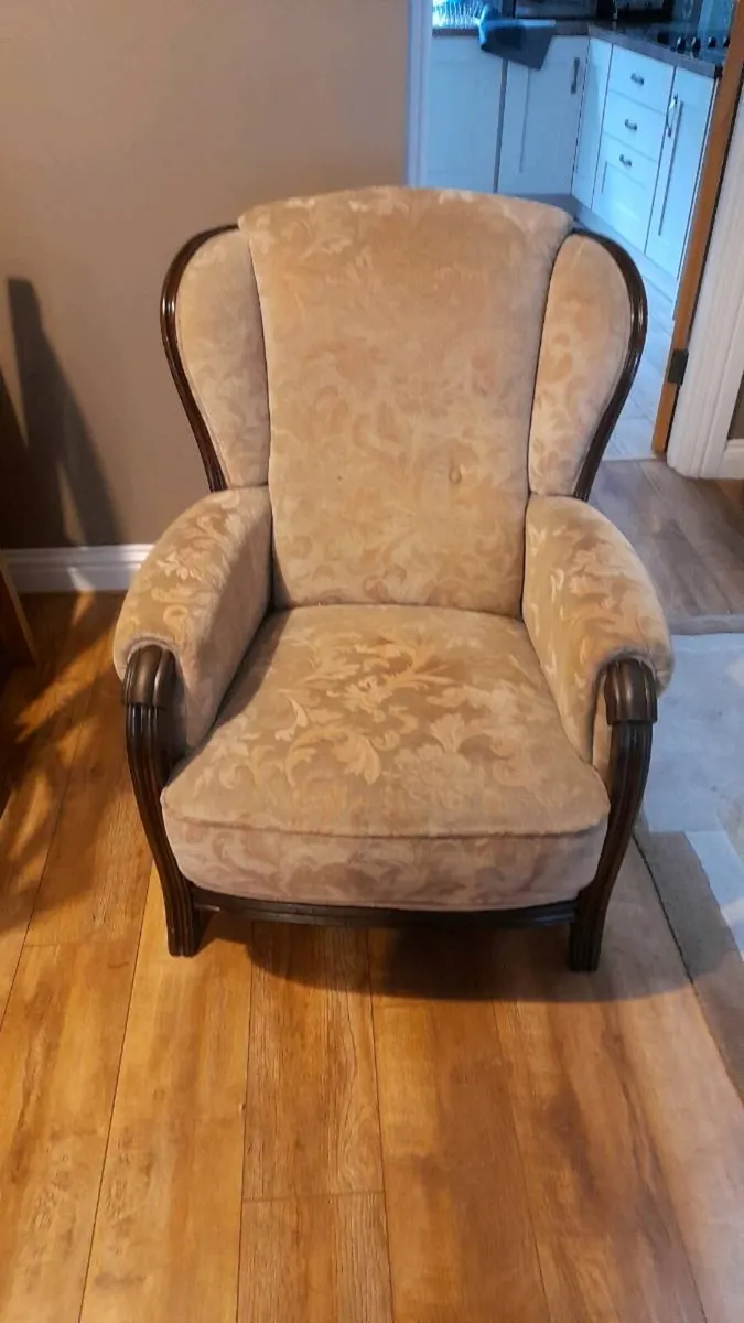 3 seater recliner & armchair - Image 3