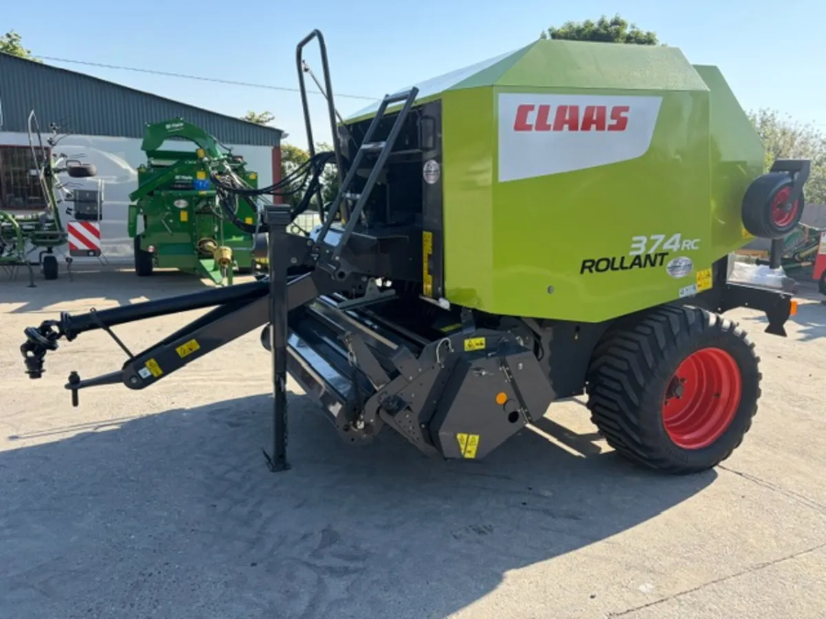 Claas 374 --RC--Baler - Image 4