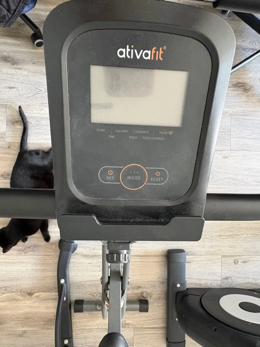 excercise bike - Image 1