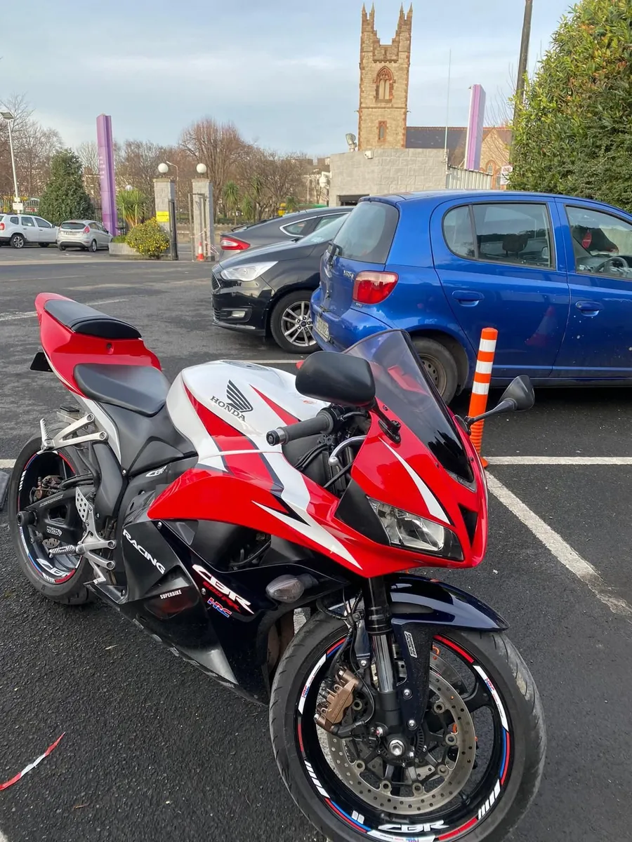 Honda CBR600RR 2009 - Image 3