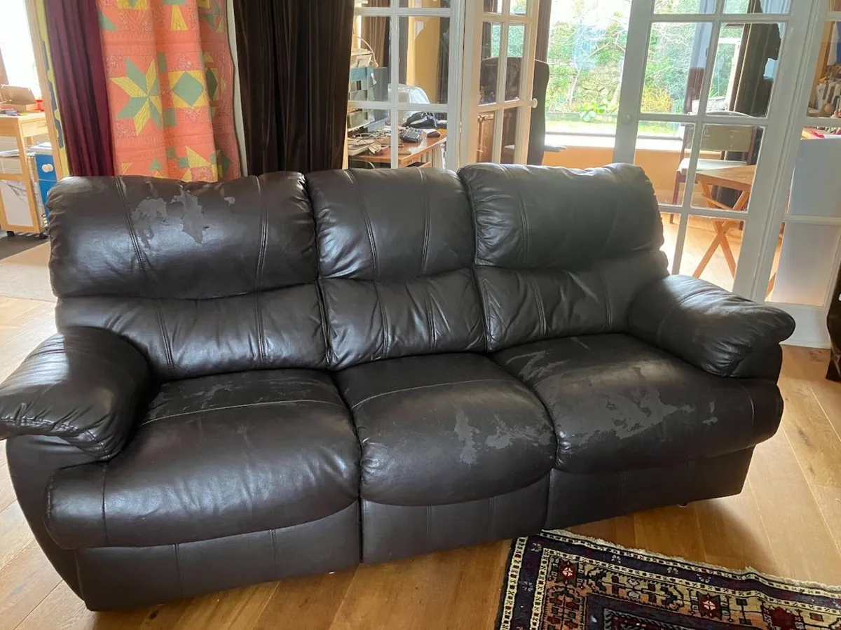 Sofa - 3 Seater recliner - Image 1