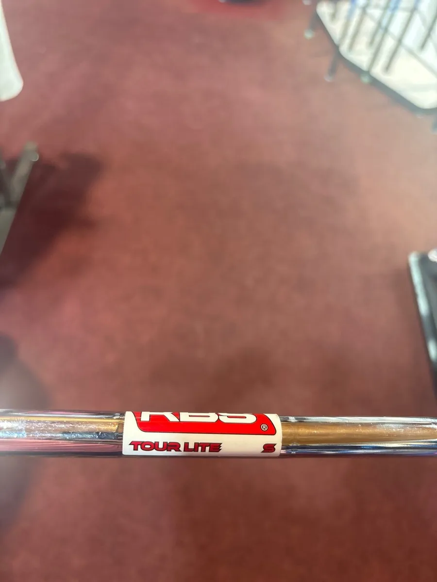 LEFT HAND Taylormade P770 irons - Image 2