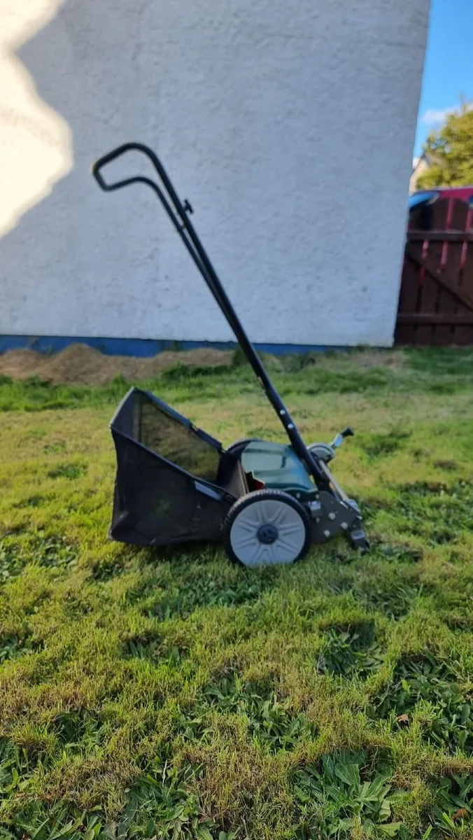 Webb 46cm Contactless Hand-Push Lawn Mower - Image 2