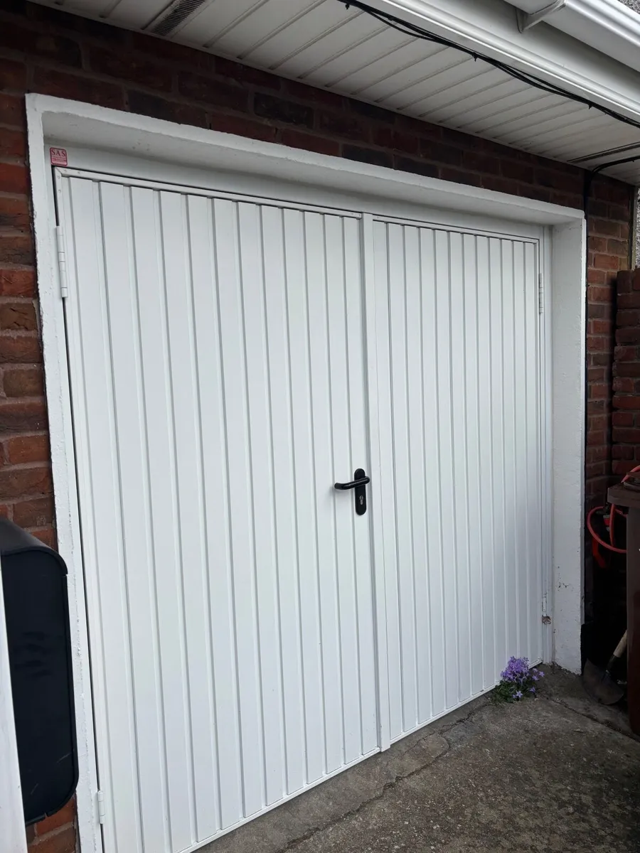 Garage door for sale. - Image 2