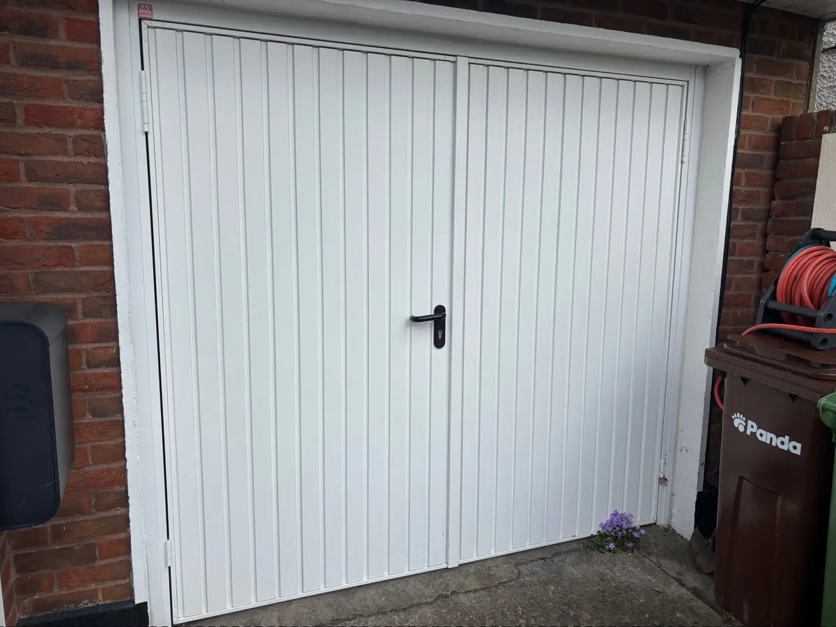 Garage door for sale. - Image 3