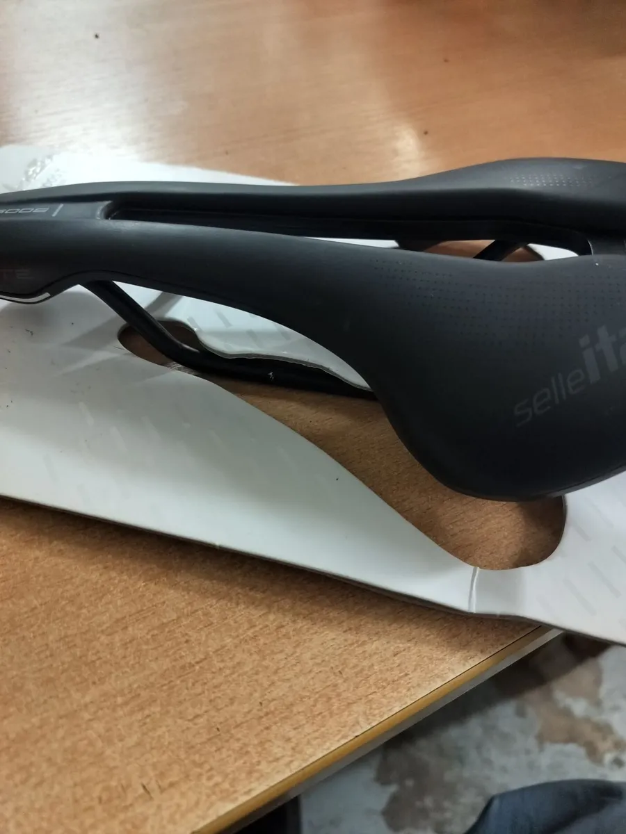 Selle Italia flite boost superflow saddle - Image 2